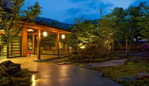 山中温泉 花紫｜鶴仙渓を望む洗練された大人のための料理宿