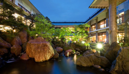 月岡温泉 泉慶｜広々とした館内と硫黄泉を満喫できる大型温泉宿